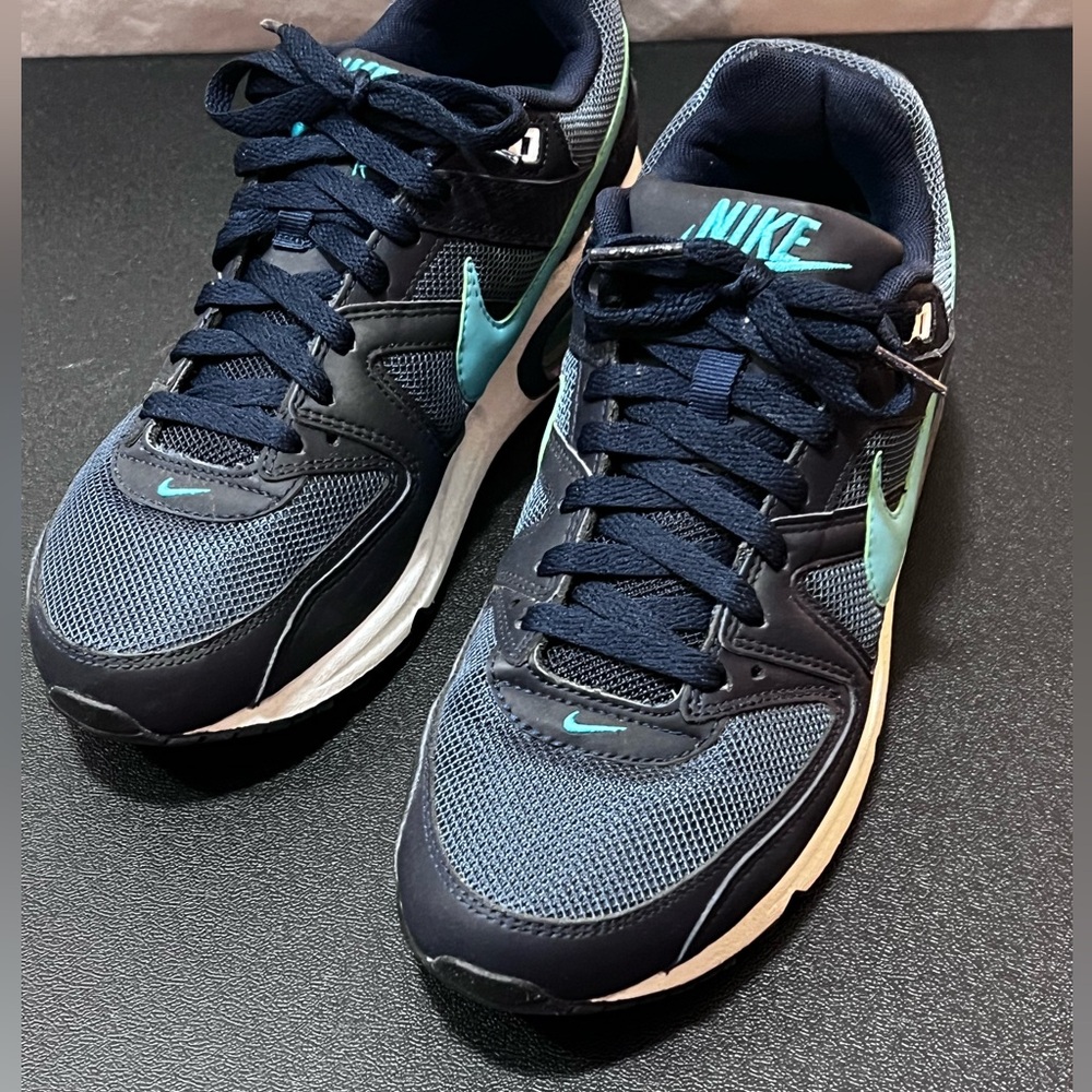 Nike Air Max Command SZ 8.5